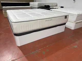 Canapé y colchón 180x200 KING SIze Exposición!!!