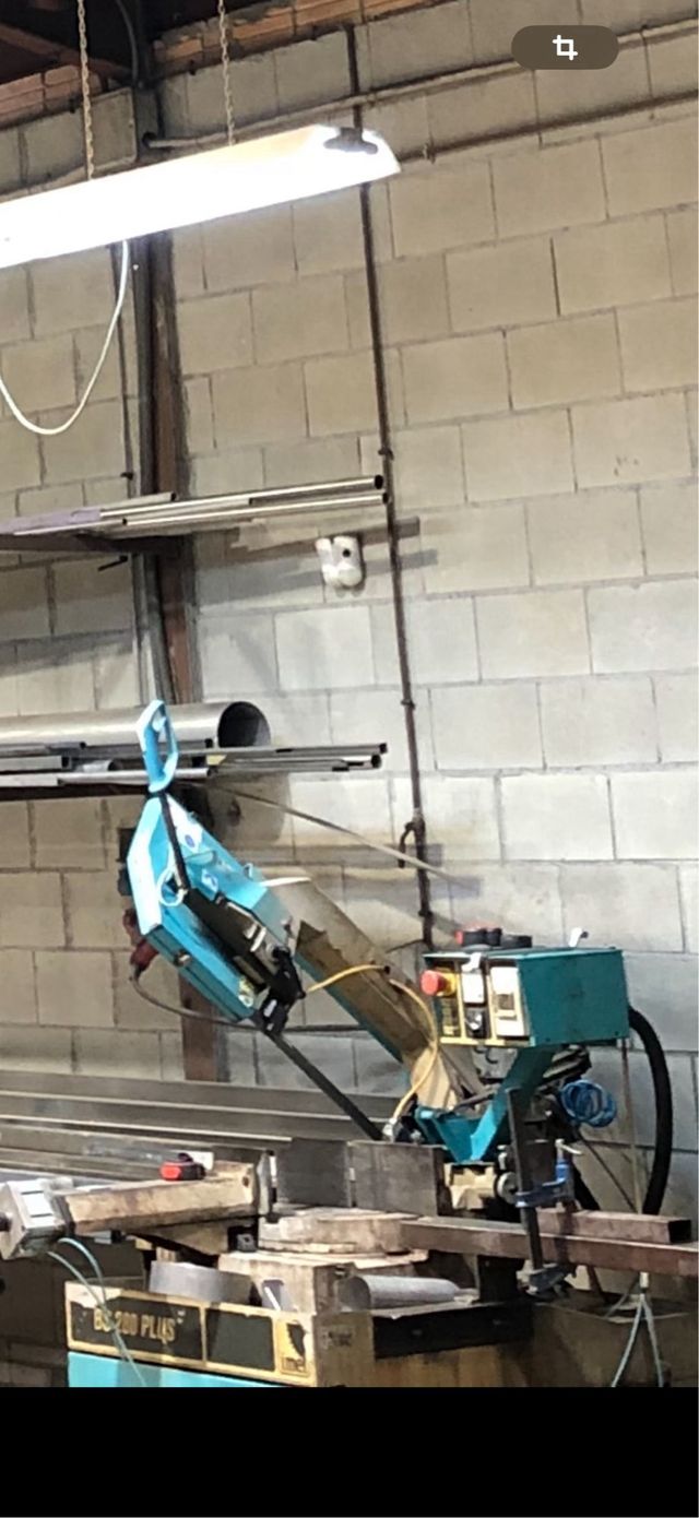 Sierra de cinta para metal