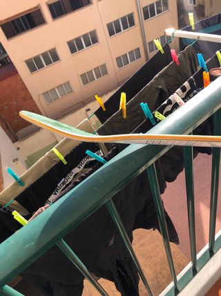 Tabla de skate estrecha