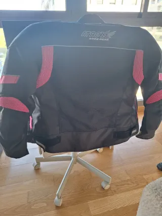 Chaqueta Moto ATROX Race Gear Negra y Rosa