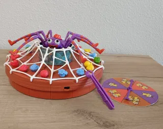 Juego Doña Araña Patas Largas IMC Toys