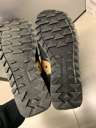 Saucony Jazz nere e oro nuove in scatola