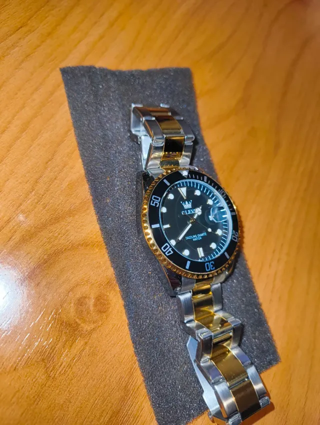 Reloj OLEVS Elegante Negro y Dorado