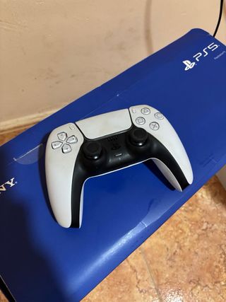 Consola PlayStation 5 Blanca + 2 juegos DB SZ,TLOU