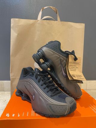 Nike Shox R4 Negro/Marrón
