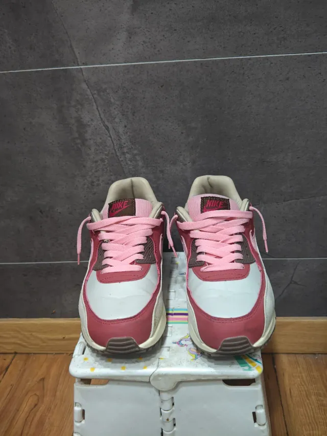 Nike Air Max Beige y Rosa