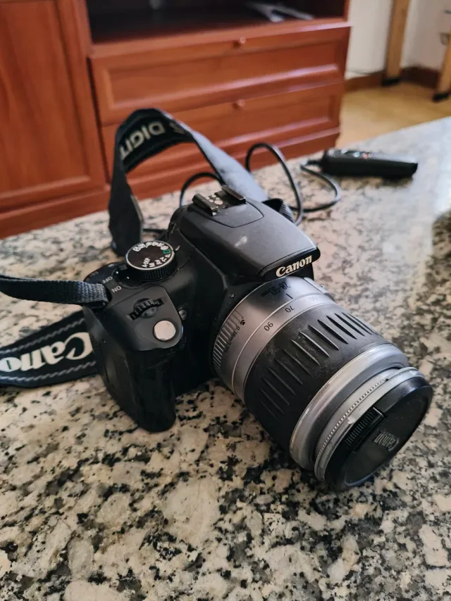 Cámara Canon EOS 300D Digital