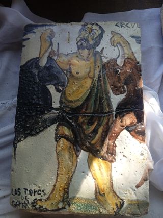 Azulejo antiguo Ercules venciendo a los hijos de G