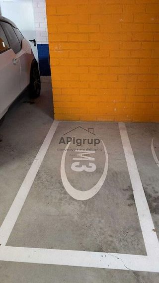 Garaje en alquiler en La Floresta - Les Planes en Sant Cugat del Vallès