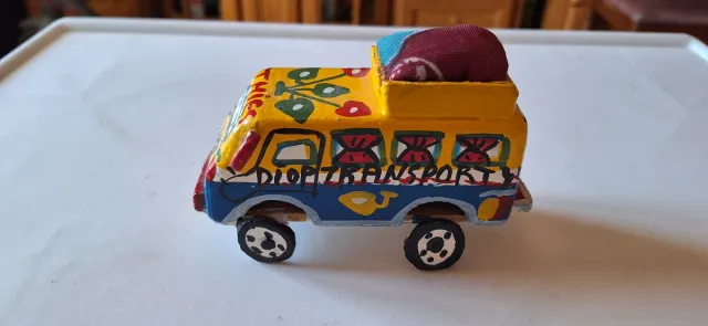 Autobús Decorado Estilo Dakar