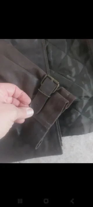 Giaccone uomo corto imbottito marrone