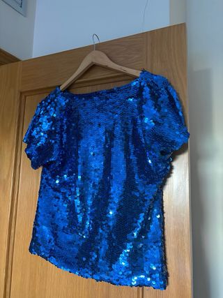 Top lentejuelas azulón manga corta