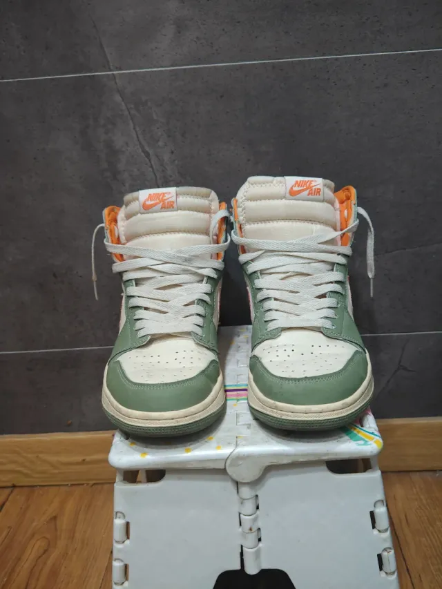Jordan 1 Verde y Naranja