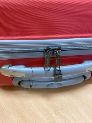 Maleta Misako Roja Rígida