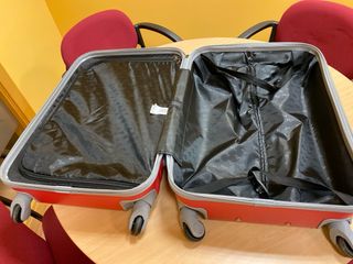 Maleta Misako Roja Rígida