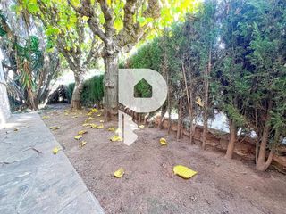 Chalet en venta en Vallirana