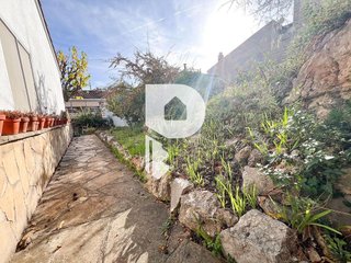 Chalet en venta en Vallirana