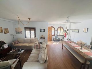 Casa pareada en venta en Playamar en Torremolinos