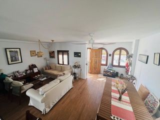 Casa pareada en venta en Playamar en Torremolinos