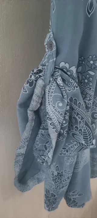 Blusa NEW COLLECTION azul y blanco