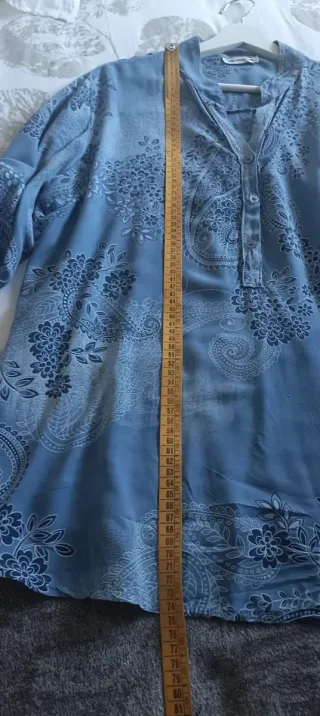 Blusa NEW COLLECTION azul y blanco