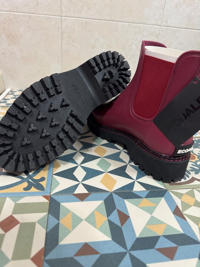 Botas Ecoalf T41 Burdeos Sin Estrenar