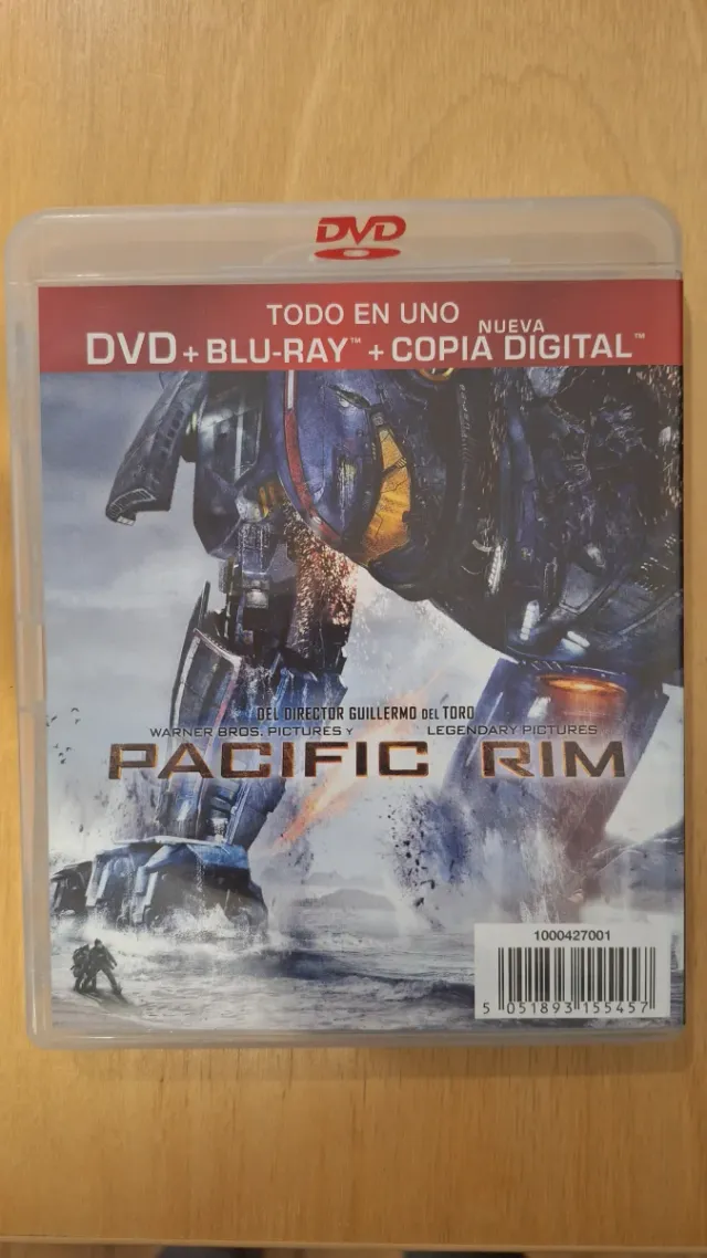 Pacific Rim Blu-Ray + DVD + Copia Digital