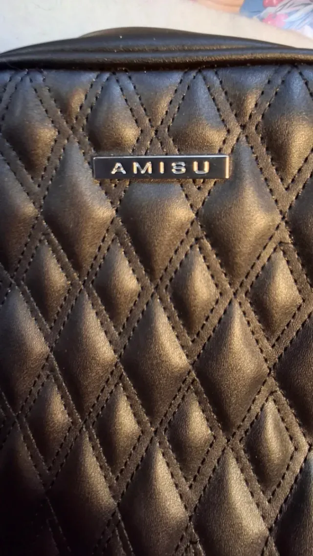 Borsa a tracolla nera AMISU