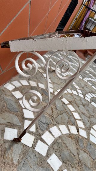 Mensula o marquesina para tejadillo