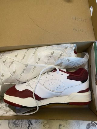 Zapatillas Lacoste Blancas y Rojas
