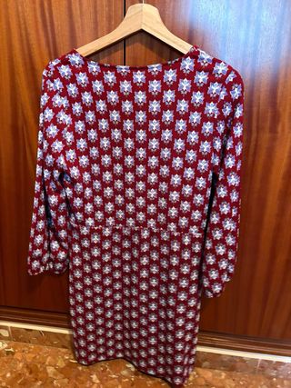 Vestido estampado flores Lefties