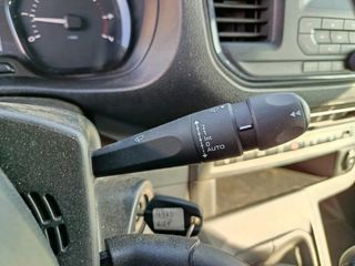 Opel Vivaro 2021 - 300€/MES ¡SIN PAGAR ENTRADA