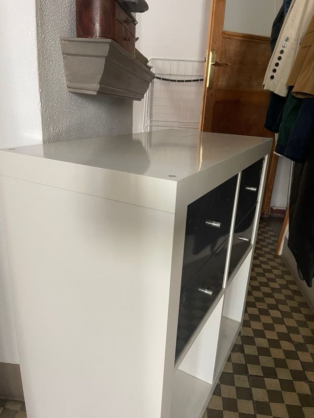 Estantería Ikea 4 cajones y 2 huecos