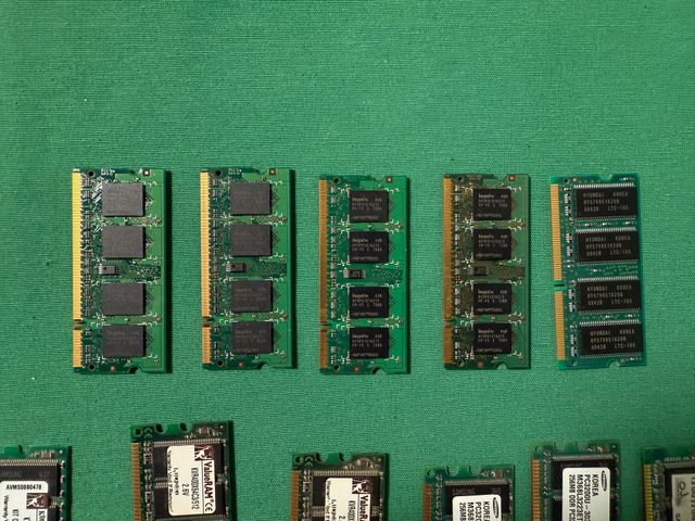Lote 26 Memorias RAM Variadas Kingston Samsung