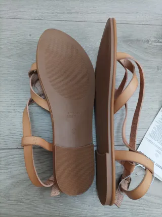 Sandalias Tiras Dedo Marrones Talla 38.5