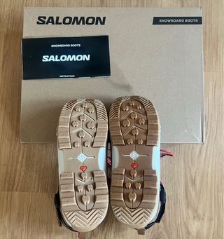 Botas Salomon de Snowboard, Talla 42 del año 2025.