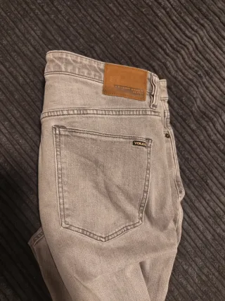 Volcom Jeans Gris modelo VORTA Talla 34-34