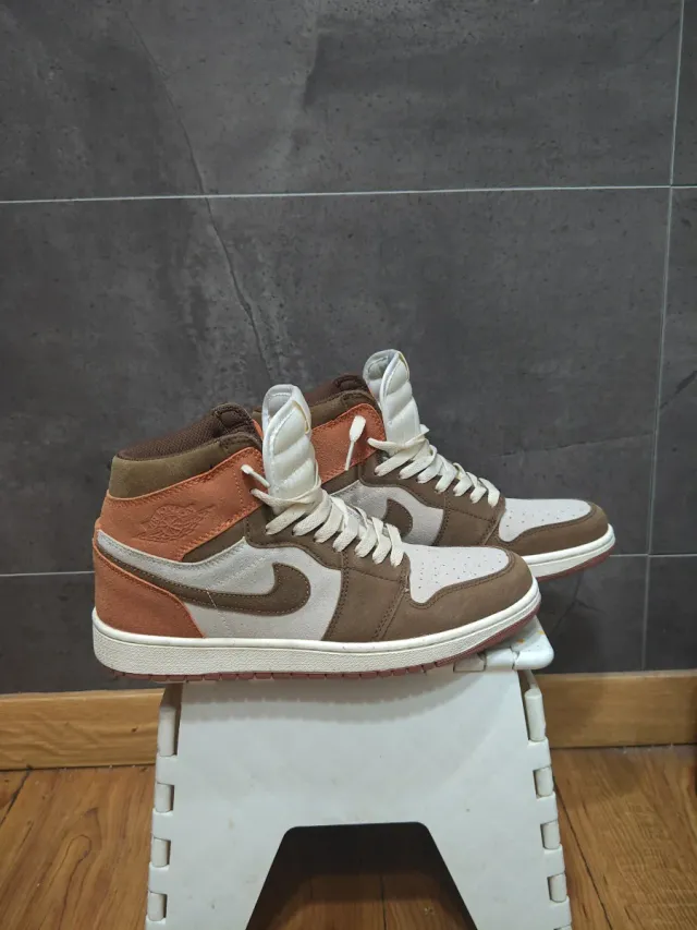 Jordan 1 Marrones y Naranjas