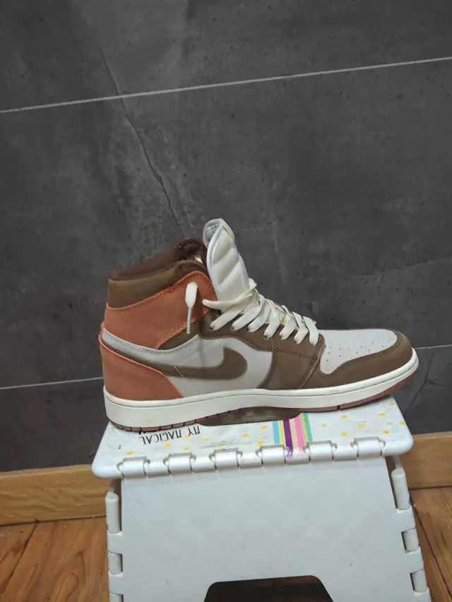 Jordan 1 Marrones y Naranjas