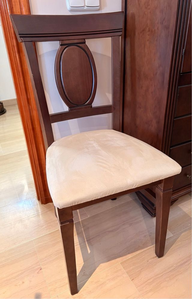 Salón comedor completo madera y cristal