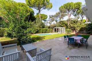 Chalet en venta en Bollullos de la Mitación