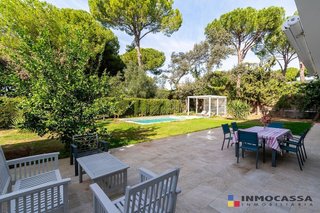 Chalet en venta en Bollullos de la Mitación