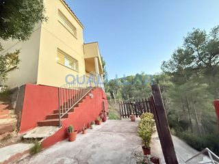 Chalet en venta en Cervelló
