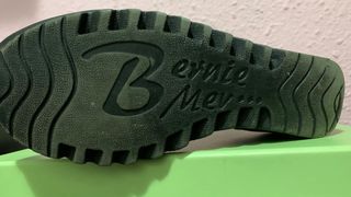 Botines negros de cuña para mujer