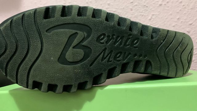 Botines negros de cuña para mujer