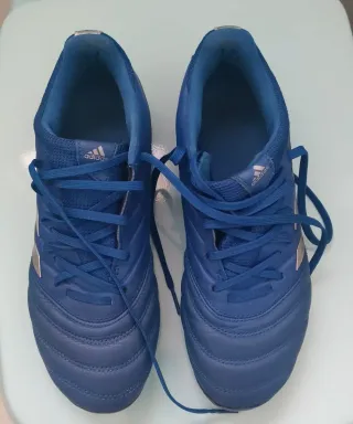 Botas de fútbol Adidas azules