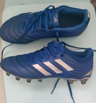 Botas de fútbol Adidas azules