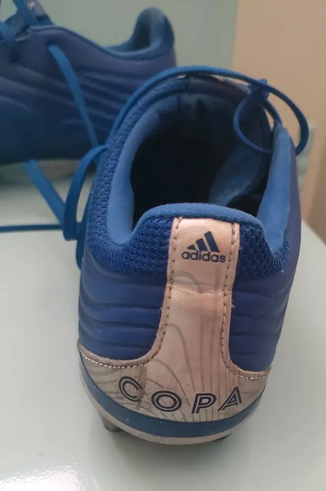 Botas de fútbol Adidas azules