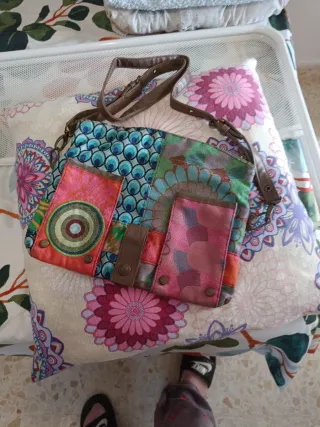 Lote Bolsos Desigual Negro y Multicolor