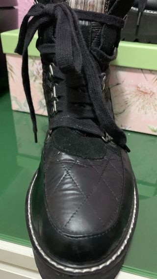 Botas negras con plataforma